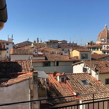 Guesthost - Sant'ambrogio Gem - Chic Nest Appartement Florence